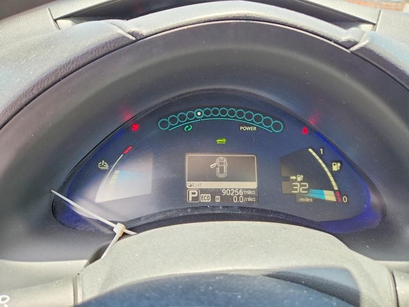 2017 NISSAN LEAF S S 9