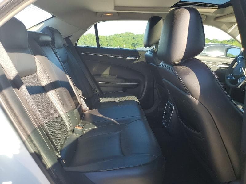 2023 CHRYSLER 300 TOURING L 10