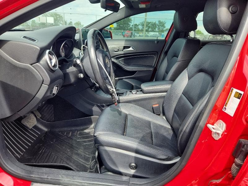 2017 MERCEDES-BENZ GLA 250 4MATIC 250 4MATIC 7