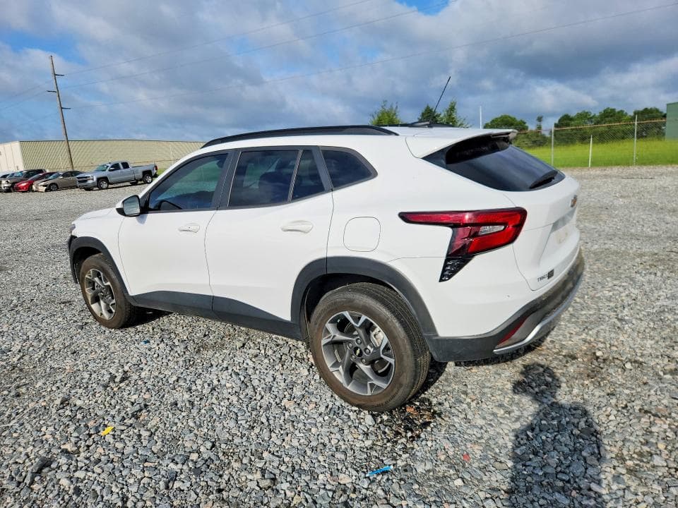 2025 CHEVROLET TRAX 1LT 2