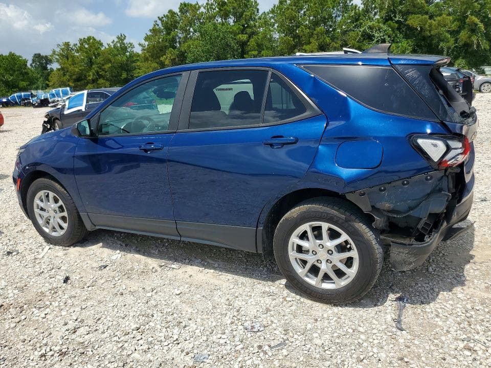 2022 CHEVROLET EQUINOX LS LS 2