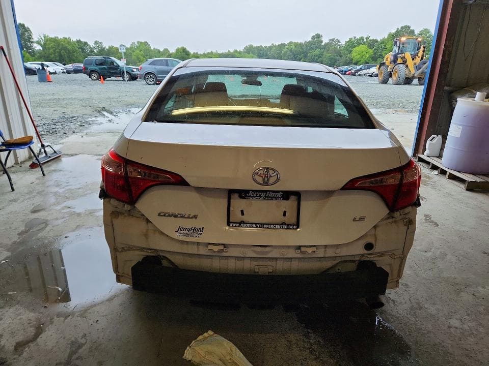 2019 TOYOTA COROLLA LE 6