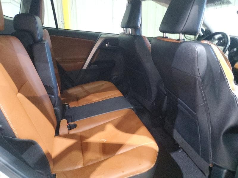 2018 TOYOTA RAV4 LIMITED 11