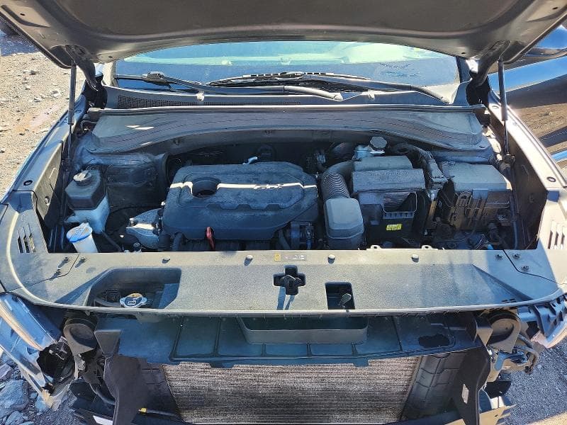 2020 HYUNDAI SANTA FE SE 11