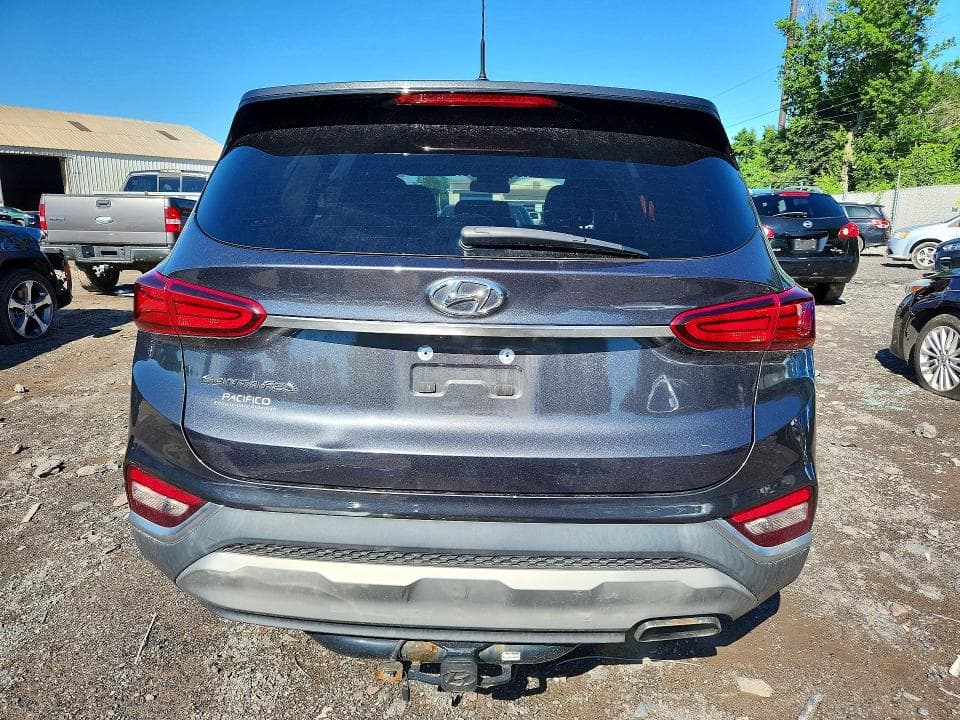 2020 HYUNDAI SANTA FE SE 6
