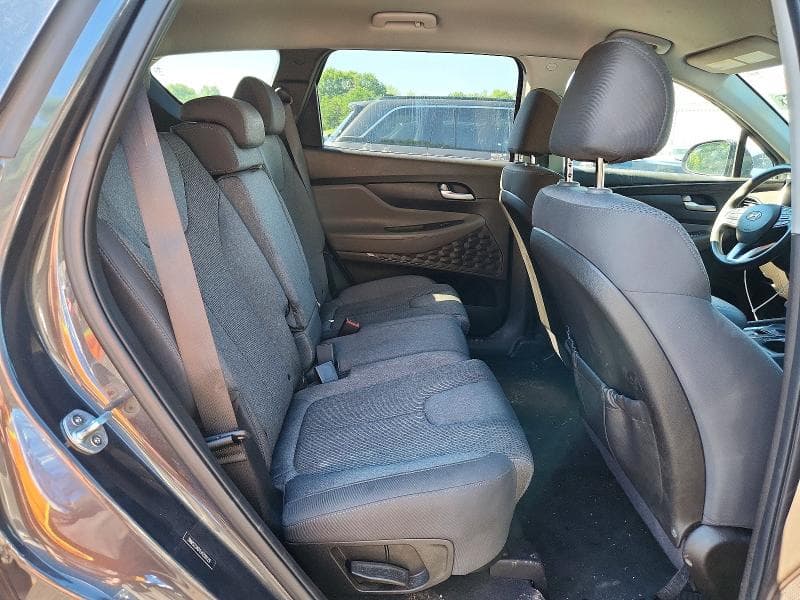 2020 HYUNDAI SANTA FE SE 10