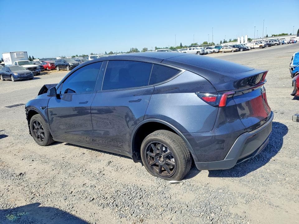2026 TESLA MODEL Y 2