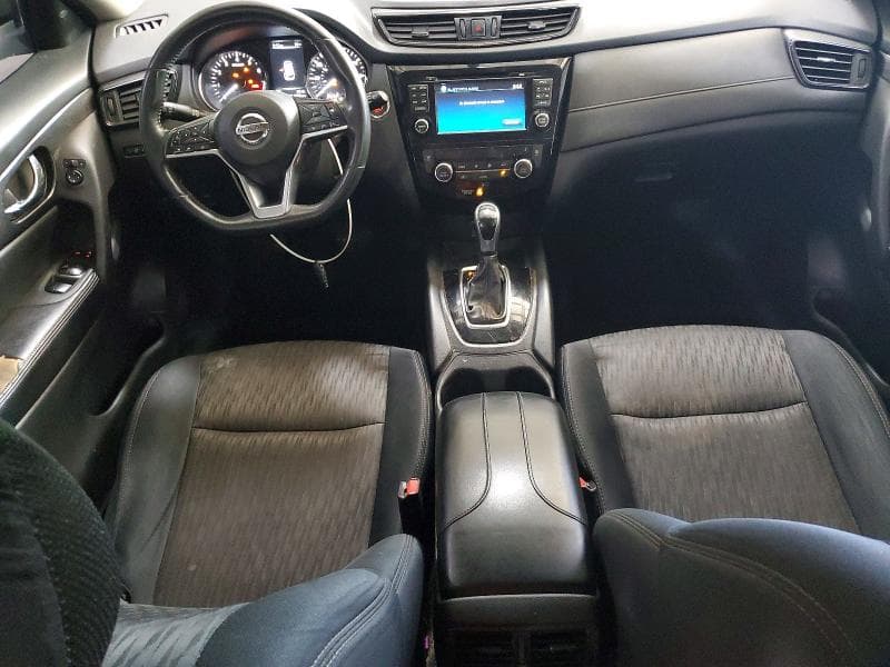 2017 NISSAN ROGUE SV 8