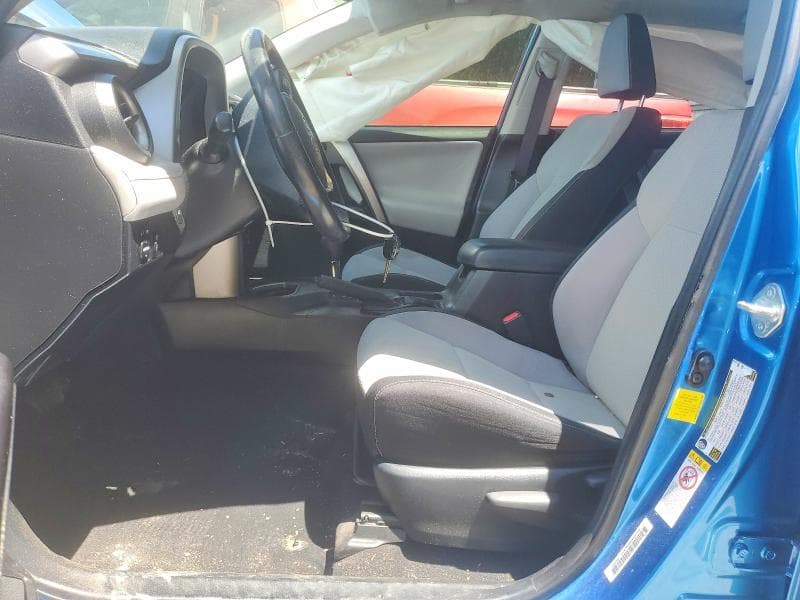 2016 TOYOTA RAV4 XLE 7