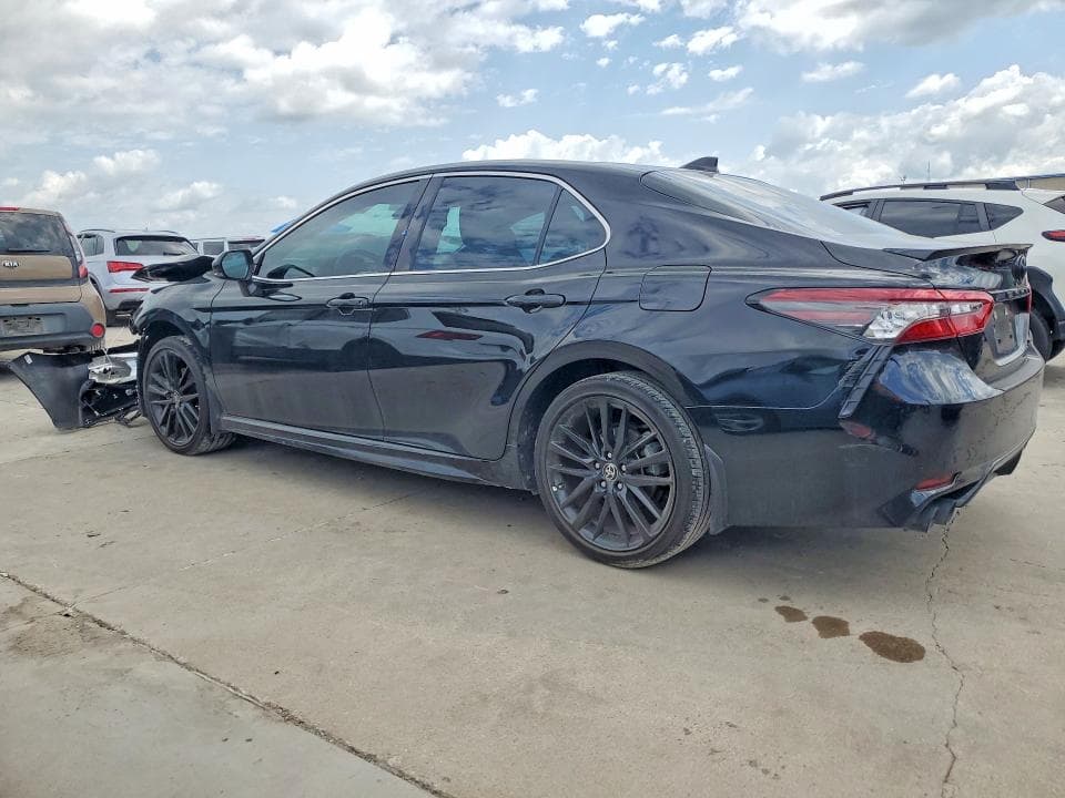 2023 TOYOTA CAMRY XSE 2