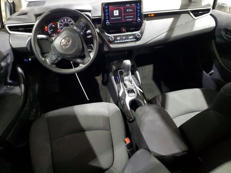 2022 TOYOTA COROLLA LE LE 8
