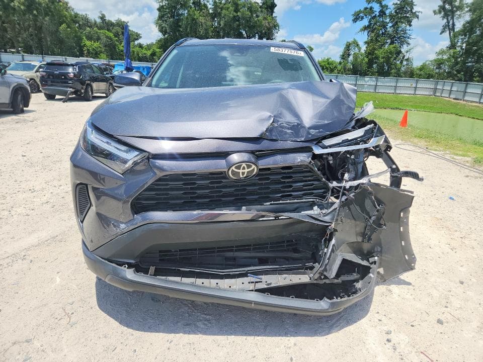 2023 TOYOTA RAV4 XLE 5