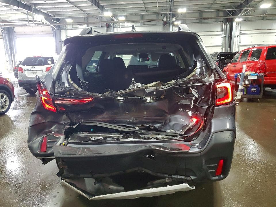 2022 SUBARU OUTBACK LIMITED LIMITED 6