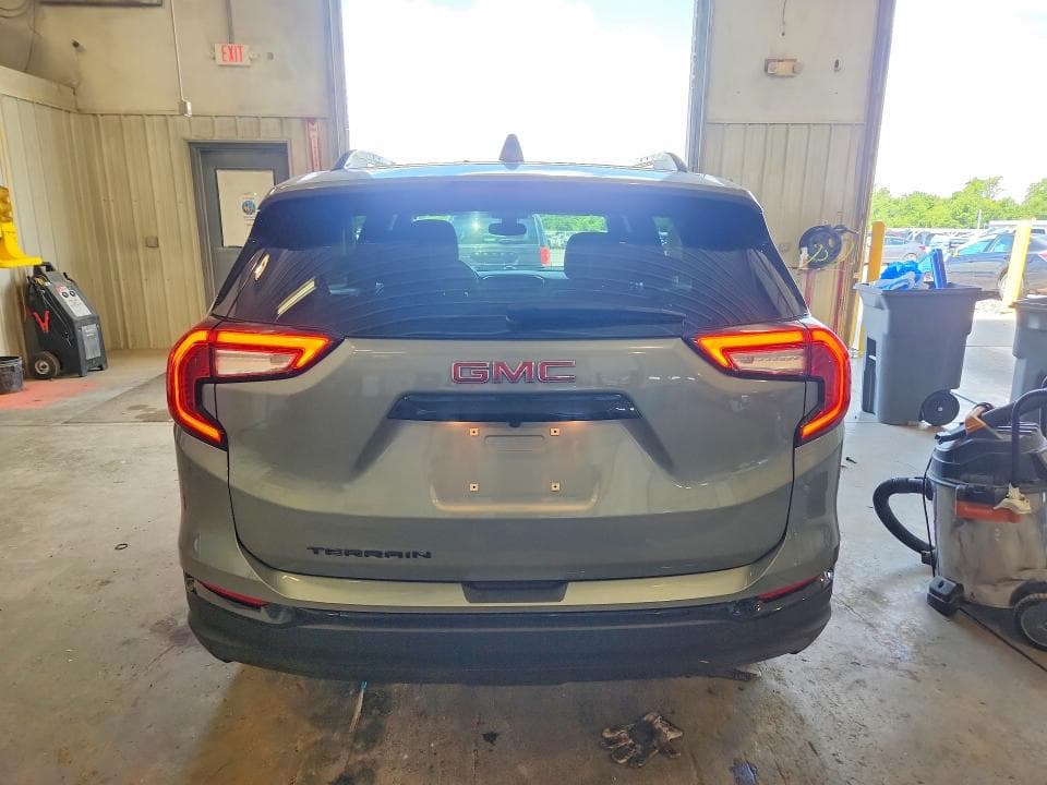 2023 GMC TERRAIN SLE SLE 6