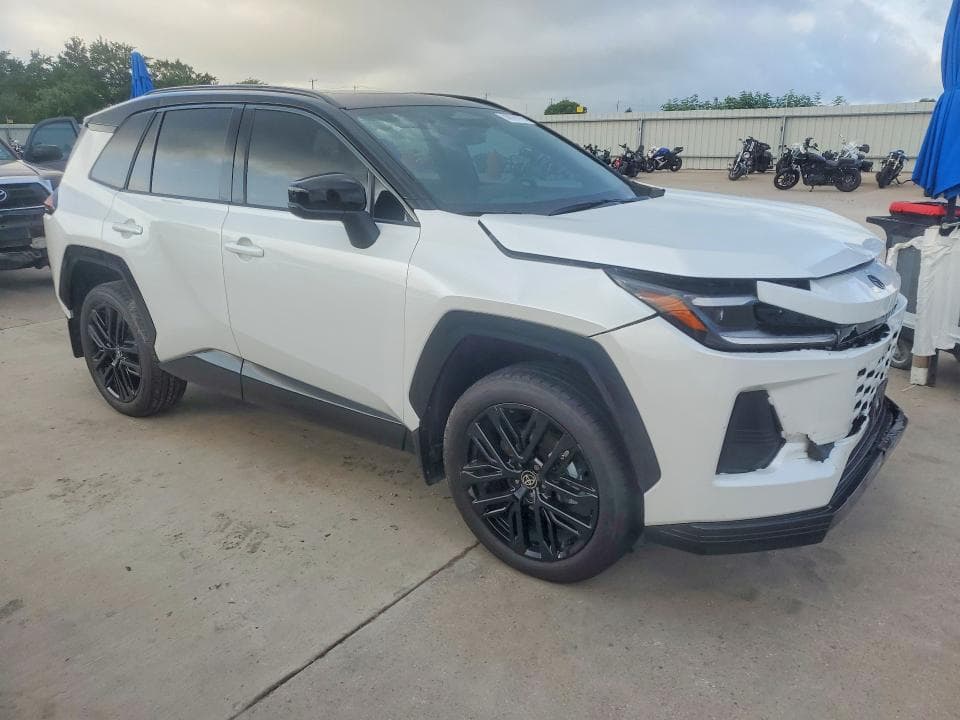 2026 TOYOTA RAV4 XSE 4