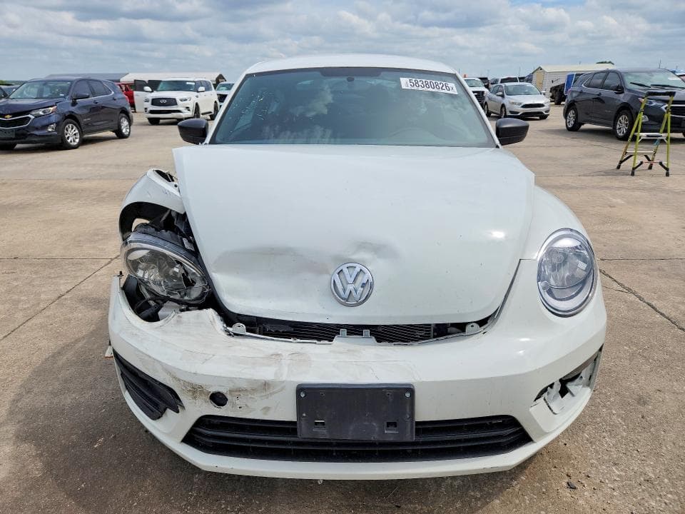 2018 VOLKSWAGEN BEETLE S/COAST 5