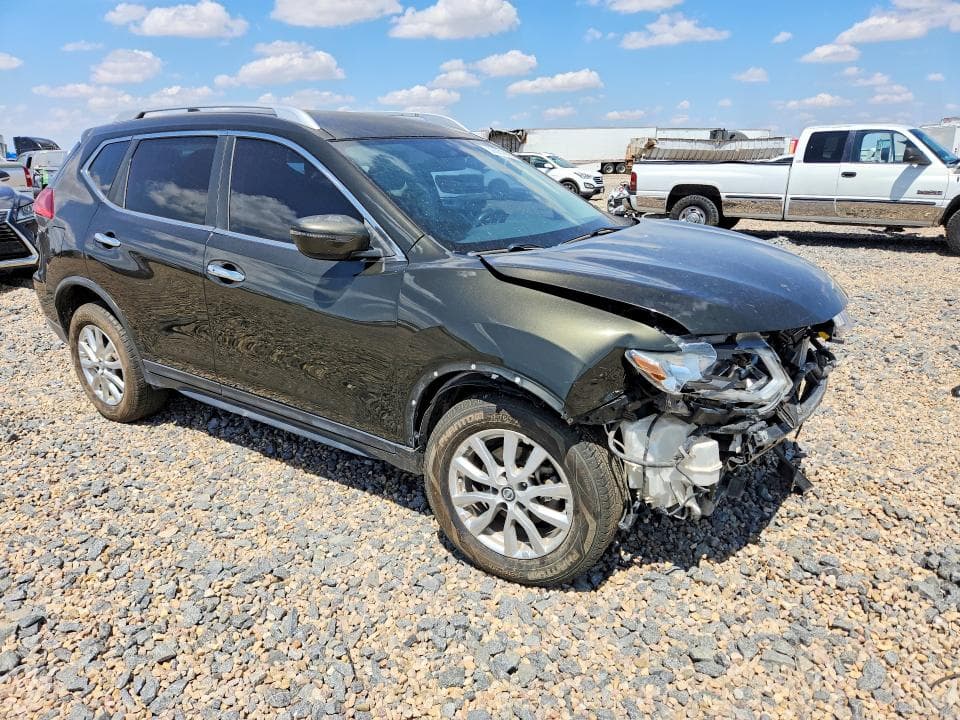 2017 NISSAN ROGUE SV SV 4