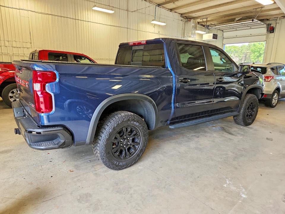 2022 CHEVROLET SILVERADO K1500 ZR2 3