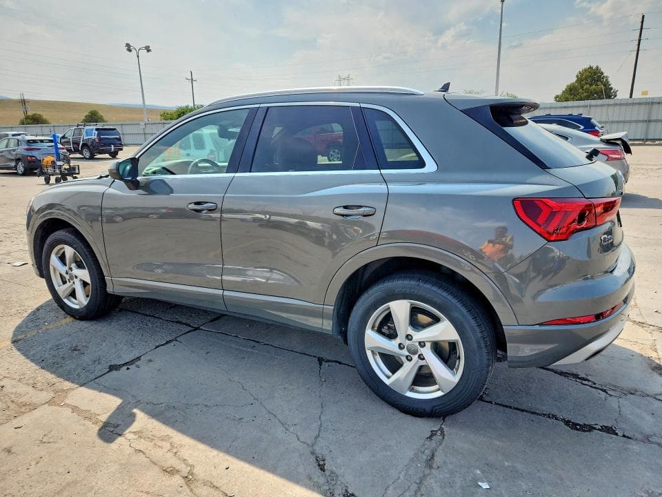 2020 AUDI Q3 PREMIUM PREMIUM 2