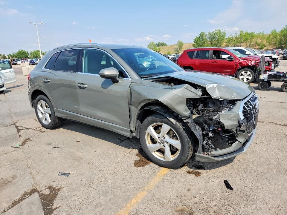 2020 AUDI Q3 PREMIUM PREMIUM 4