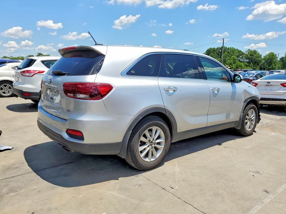 2019 KIA SORENTO L 3