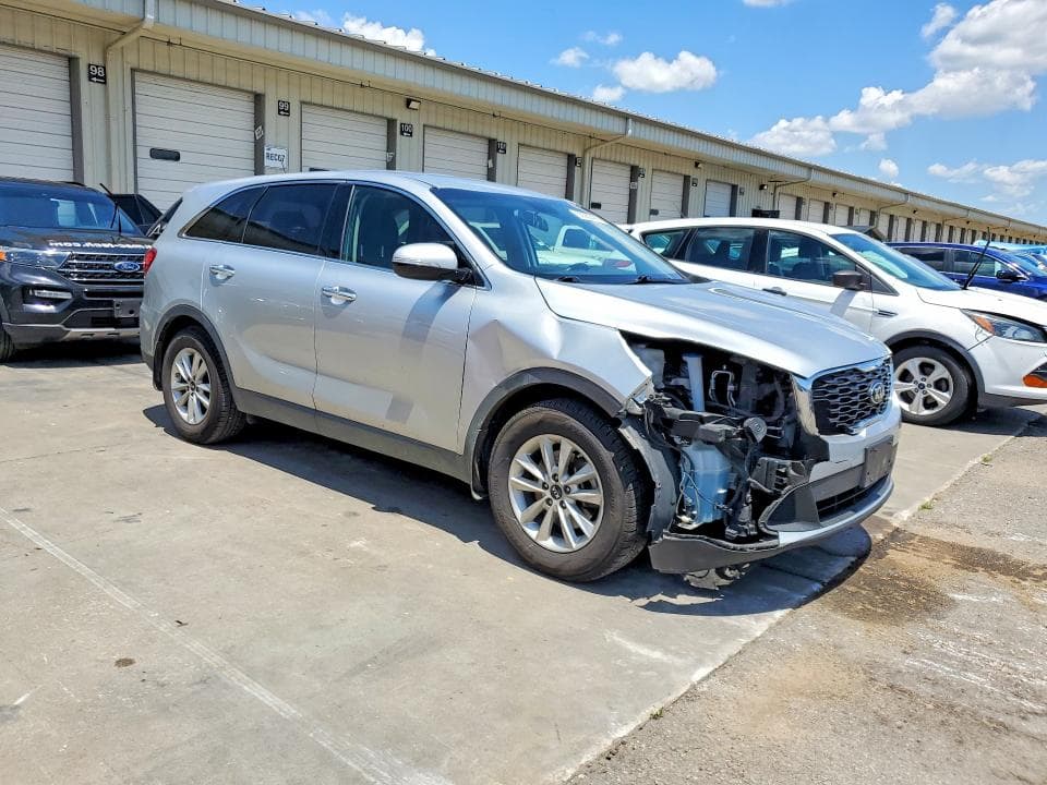 2019 KIA SORENTO L 4