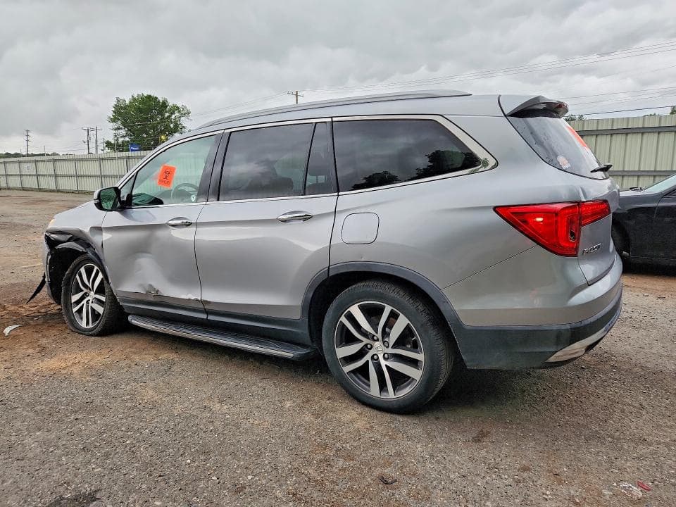 2017 HONDA PILOT TOURING 2