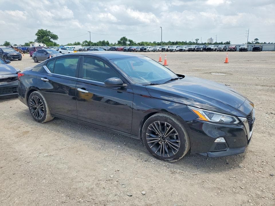 2019 NISSAN ALTIMA S 4