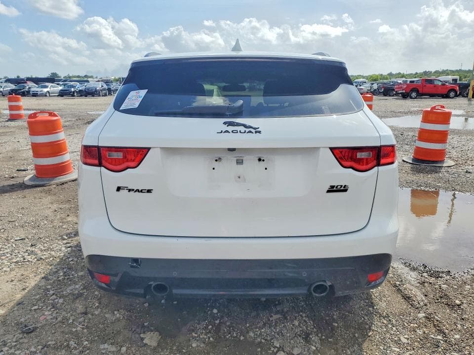 2018 JAGUAR F-PACE R - SPORT 6