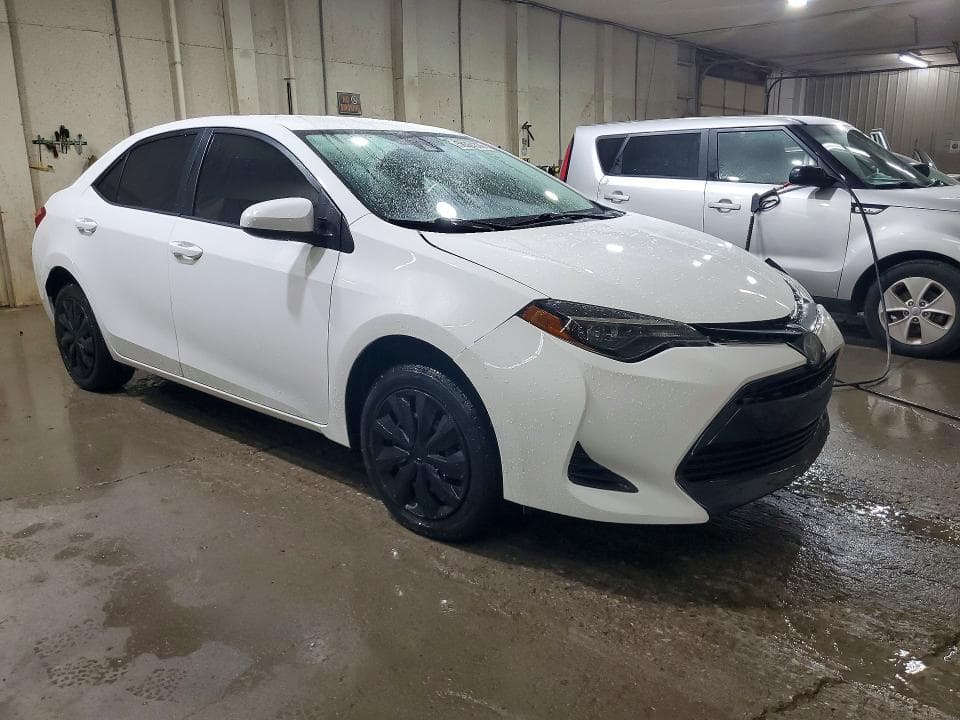 2019 TOYOTA COROLLA LE 4