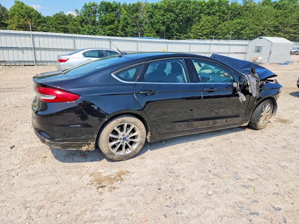 2017 FORD FUSION SE 3