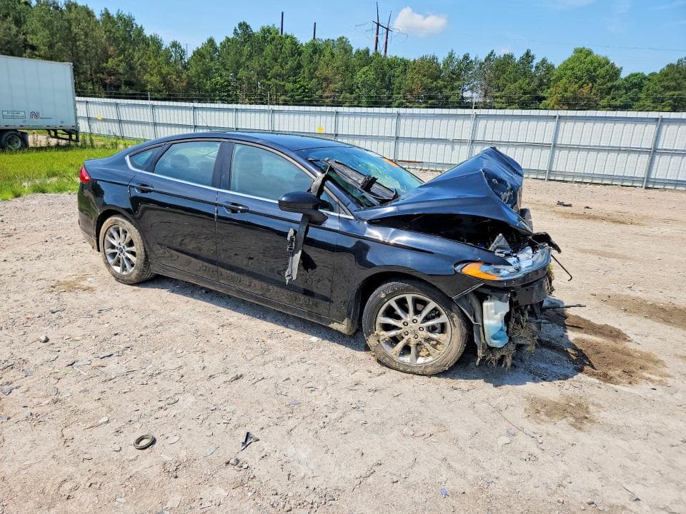2017 FORD FUSION SE 4
