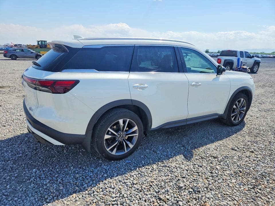 2025 INFINITI QX60 LUXE 3