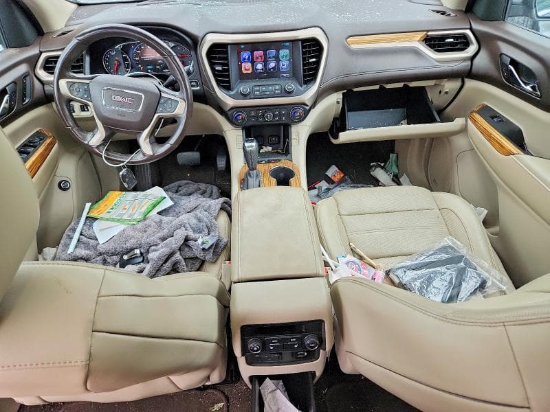 2017 GMC ACADIA DENALI 8