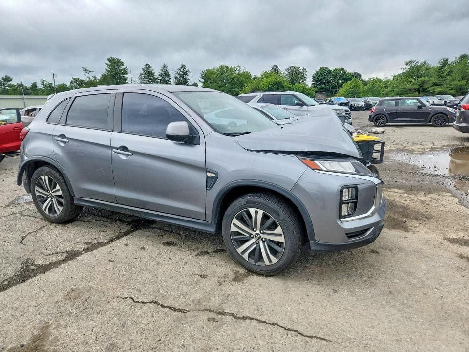 2020 MITSUBISHI OUTLANDER SPORT ES 4