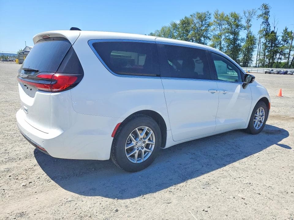 2026 CHRYSLER PACIFICA SELECT 3
