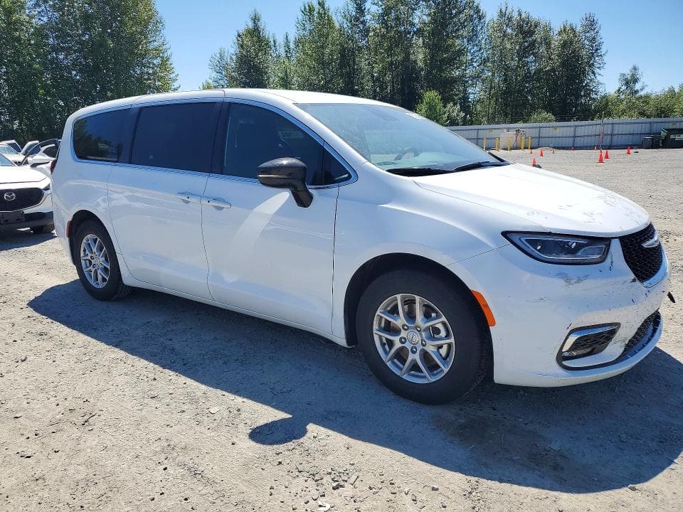 2026 CHRYSLER PACIFICA SELECT 4