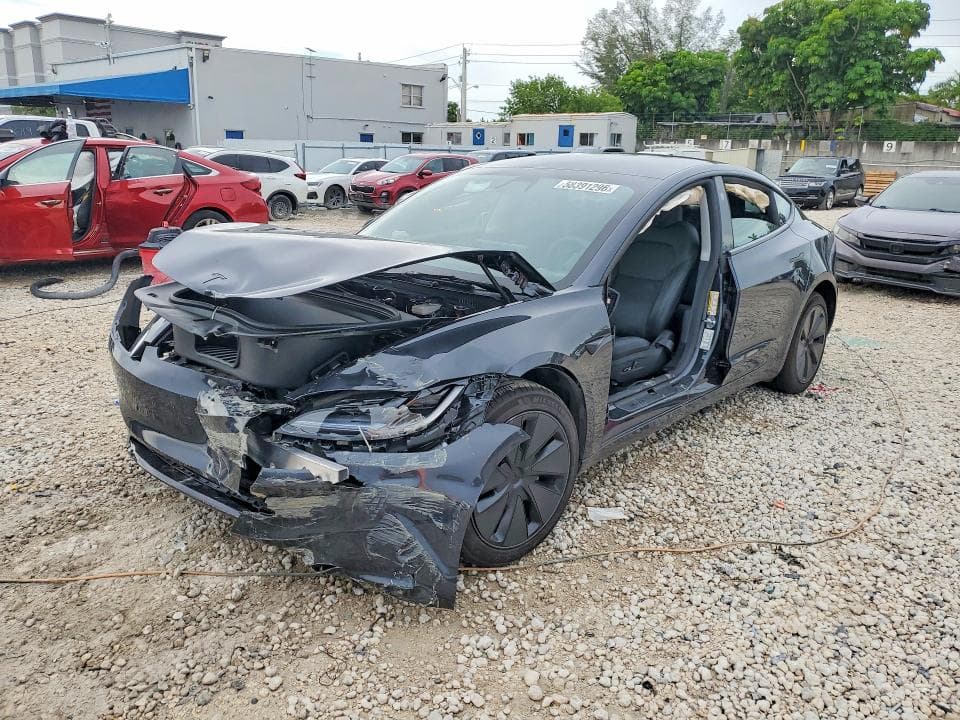 2026 TESLA MODEL 3 - 1