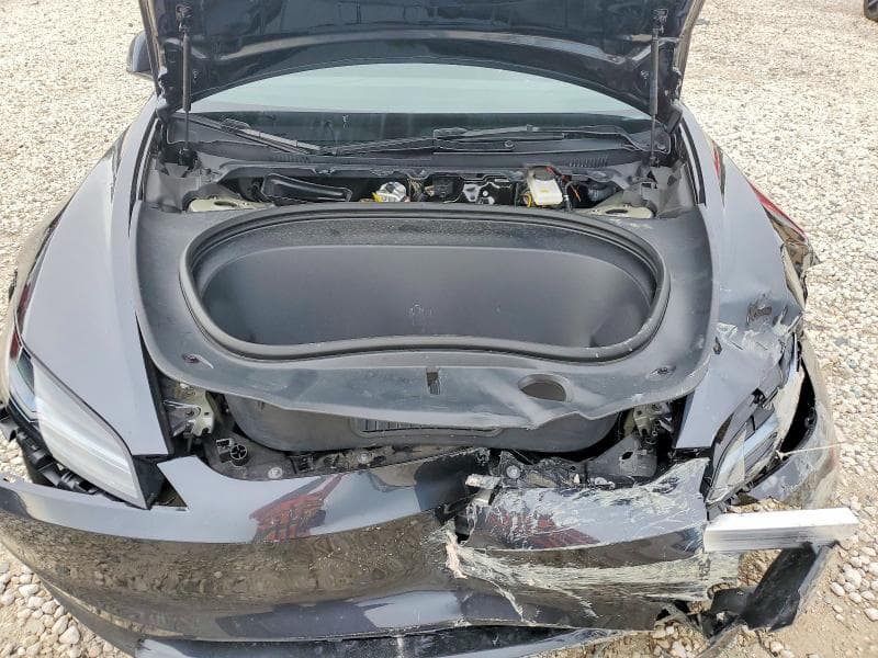2026 TESLA MODEL 3 11