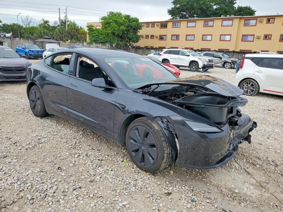 2026 TESLA MODEL 3 4