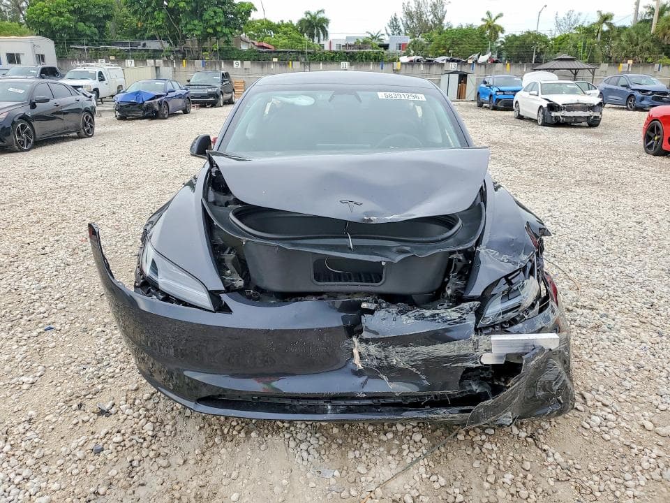 2026 TESLA MODEL 3 5