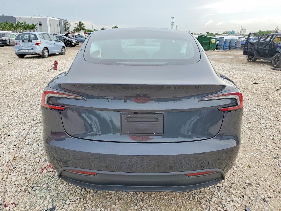2026 TESLA MODEL 3 6