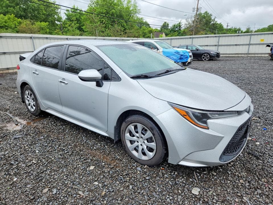2021 TOYOTA COROLLA LE 4