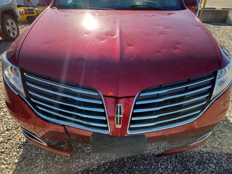 2018 LINCOLN MKT 12