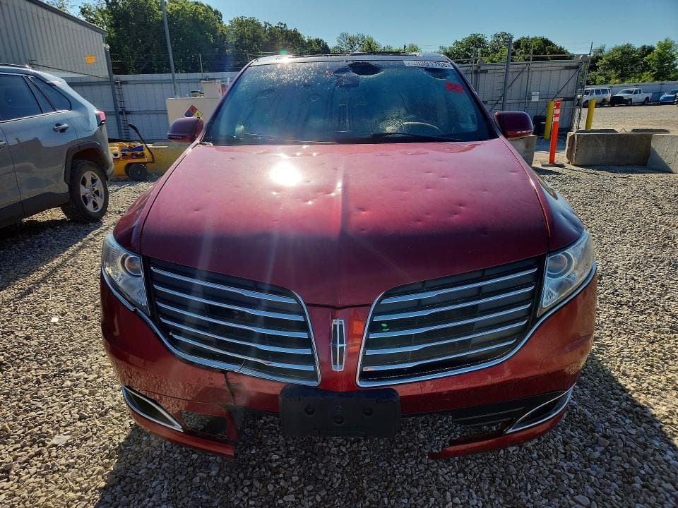 2018 LINCOLN MKT 5