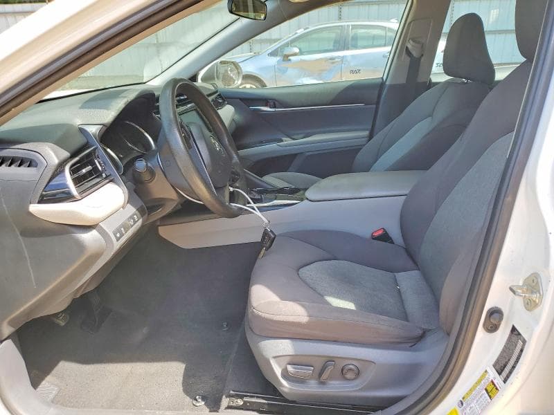 2019 TOYOTA CAMRY LE 7