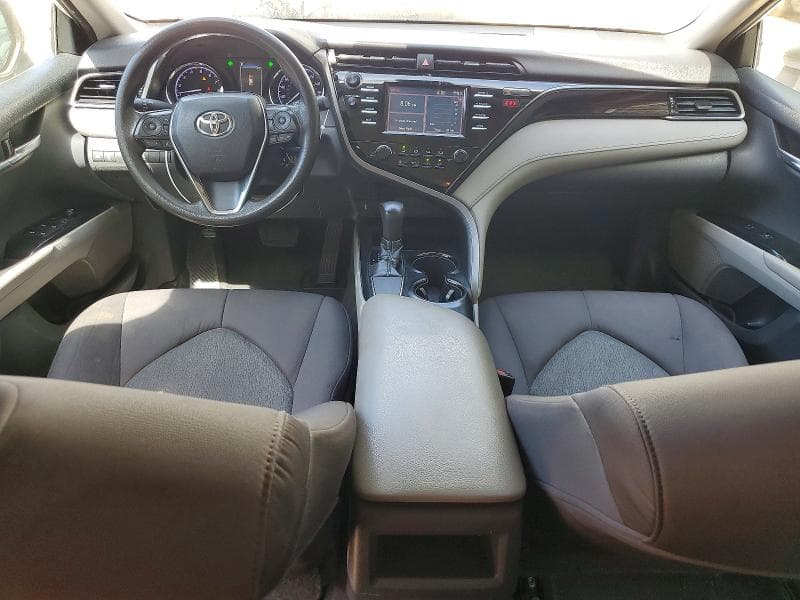 2019 TOYOTA CAMRY LE 8