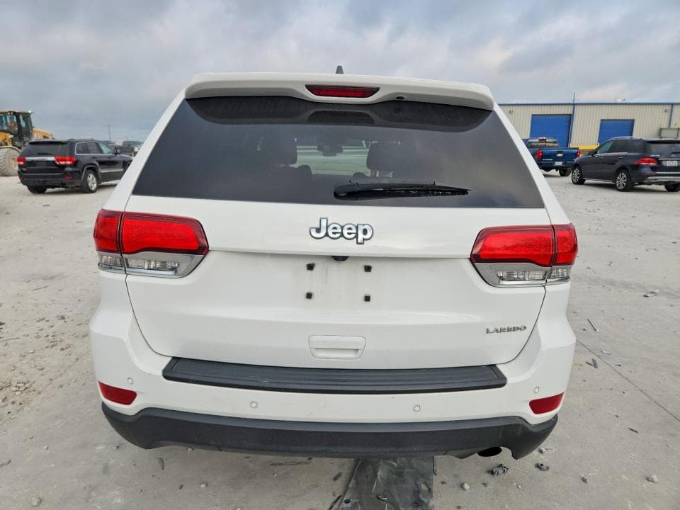 2020 JEEP GRAND CHEROKEE LAREDO LAREDO 6