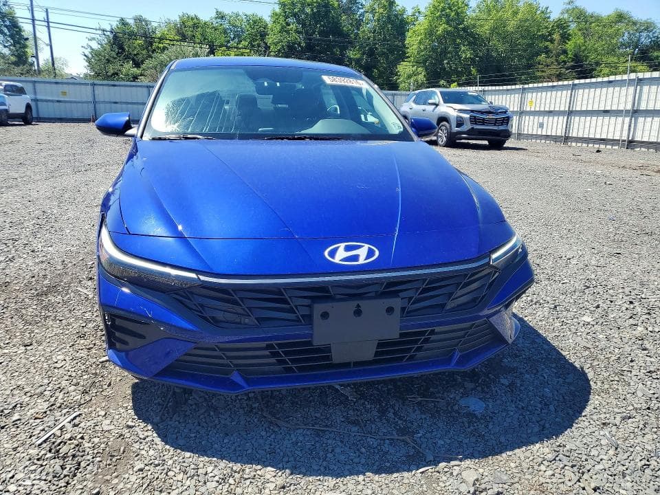 2024 HYUNDAI ELANTRA SEL 5