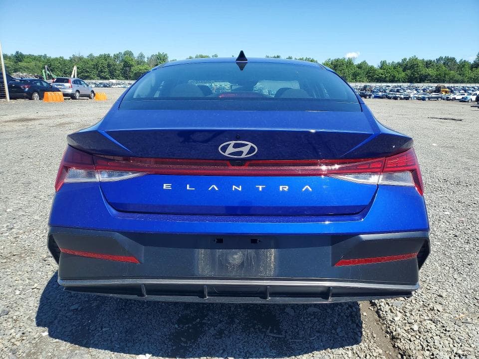 2024 HYUNDAI ELANTRA SEL 6